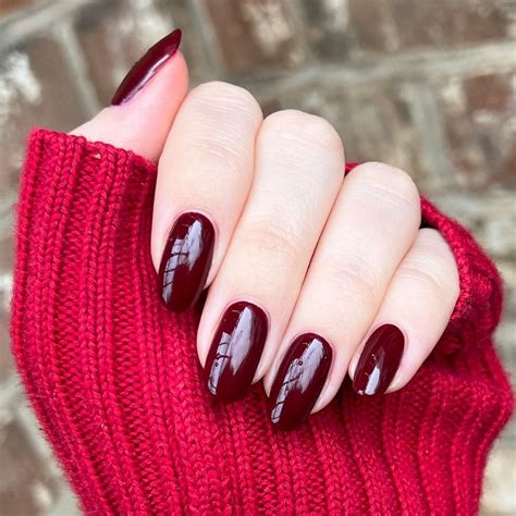 best maroon nail polish.